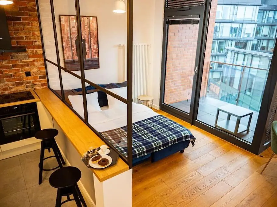 Chic Apartment In Historic Koneser Area Warsaw Poland