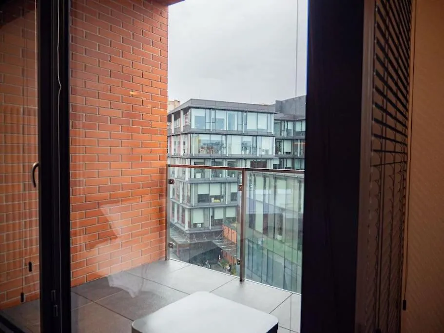 Chic Apartment In Historic Koneser Area Warsaw